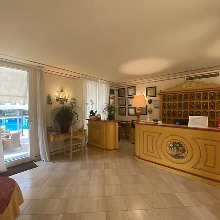 Marea Le Del Lido Resort